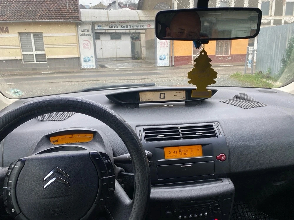 Citroen C4 1.6 hdi 110cp