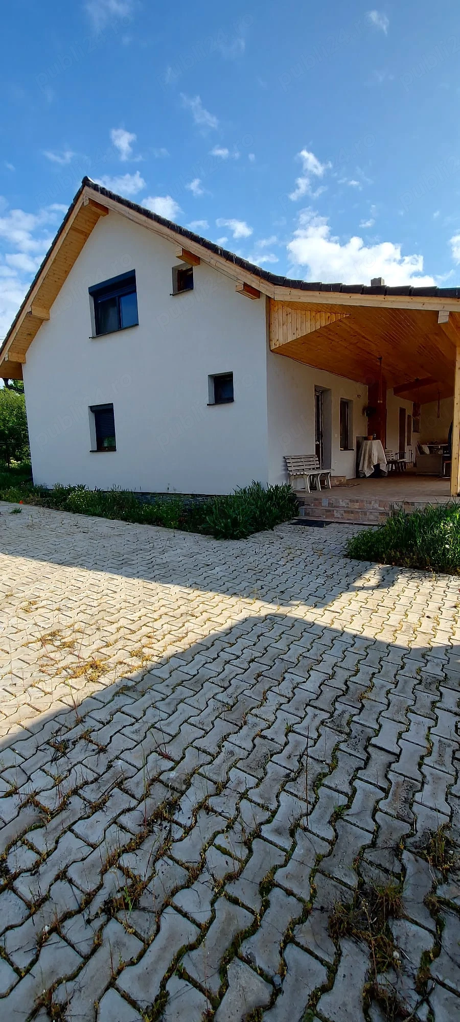 Vila in Dudesctii Noi toate utilitatile strada asfaltata teren 1800 mp
