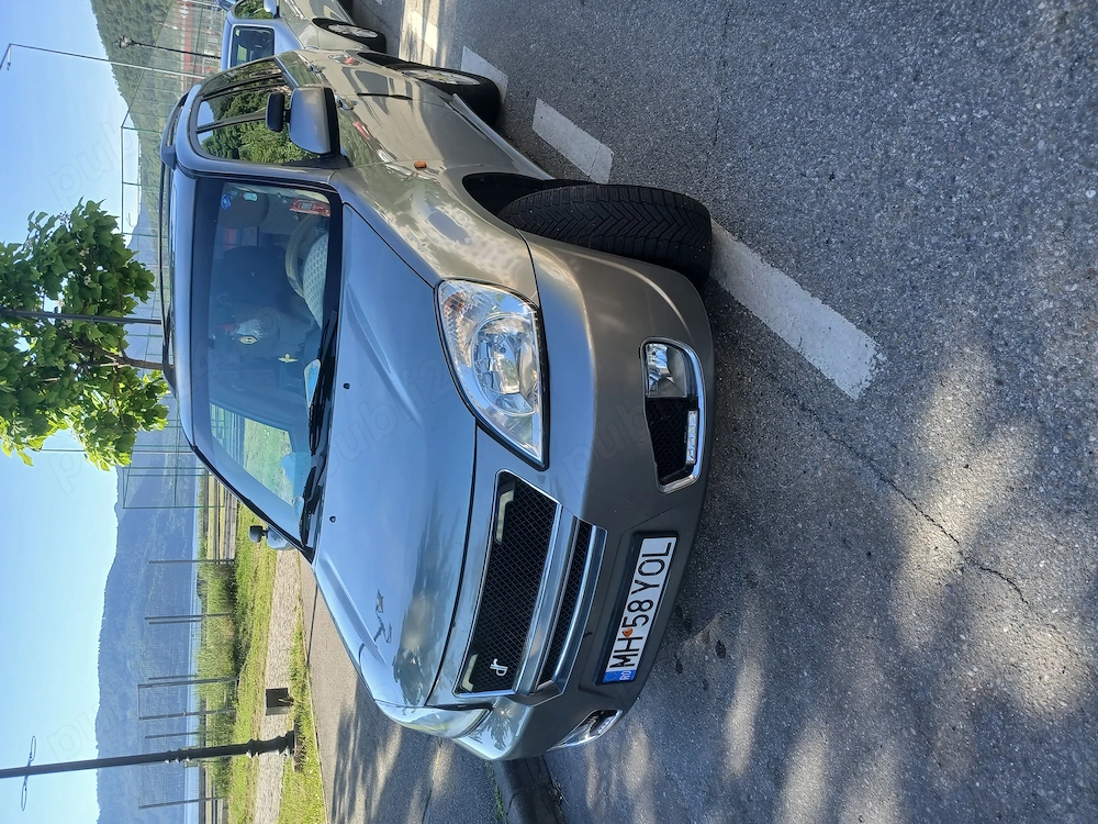 Vand autoturism DR5  pe benzina si GPL,din 2009