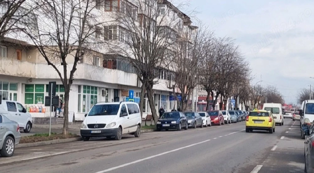 De Închiriat Spațiu comercial central în Pașcani 