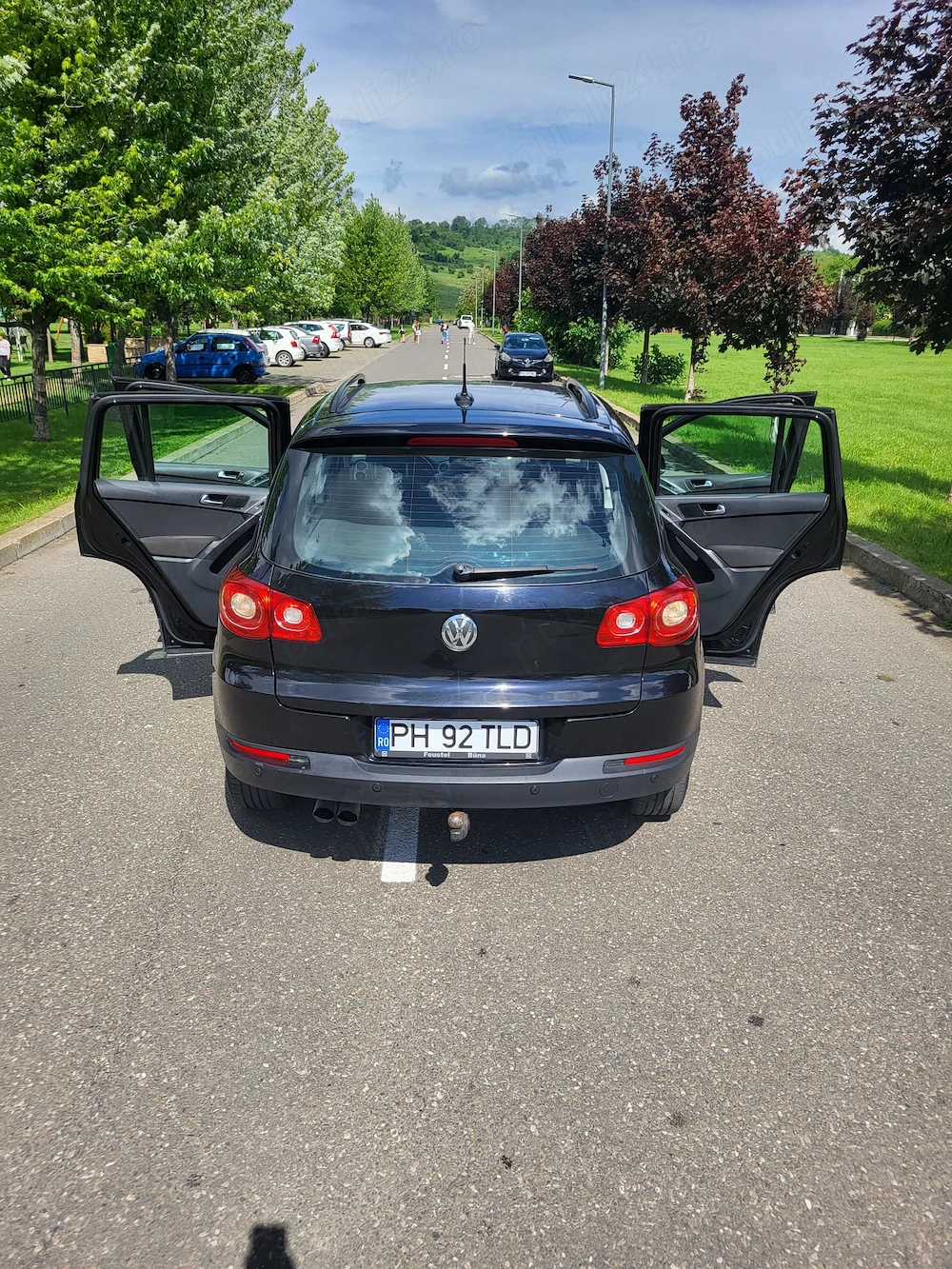  Volkswagen Tiguan 2011 | 2.0 TSI (170 CP) -  Mașină de familie foarte Îngrijită