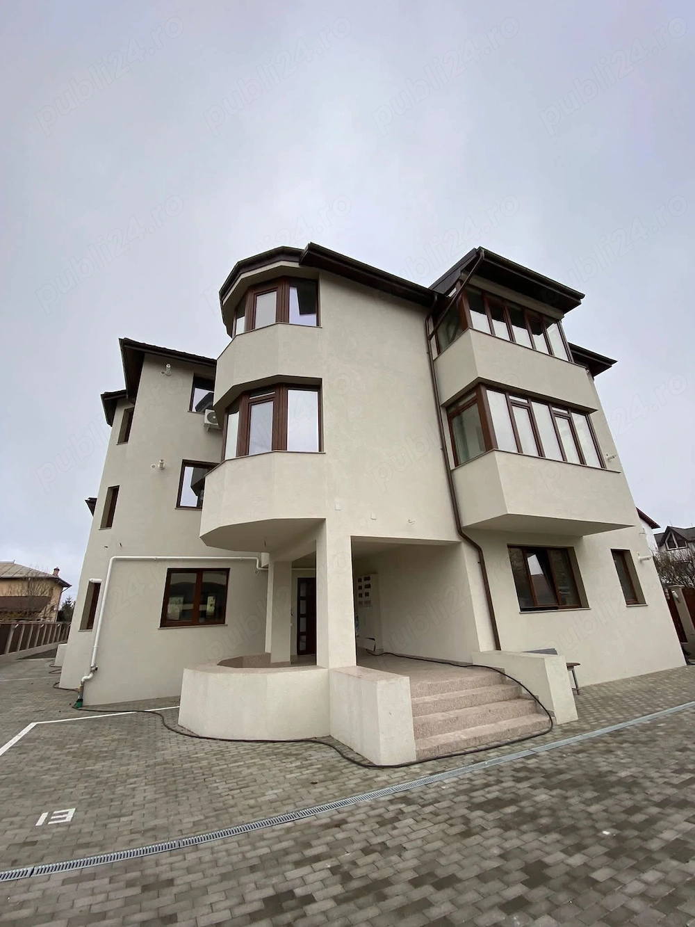 Garsonieră de închiriat în Popești Leordeni