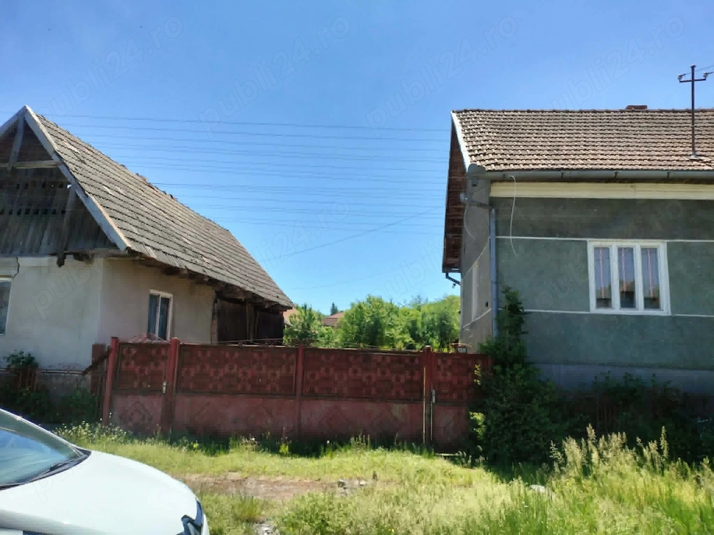 De vanzare casa cu anexe si gradina 2418 m.p la 30 km distanta de Cluj Napoca
