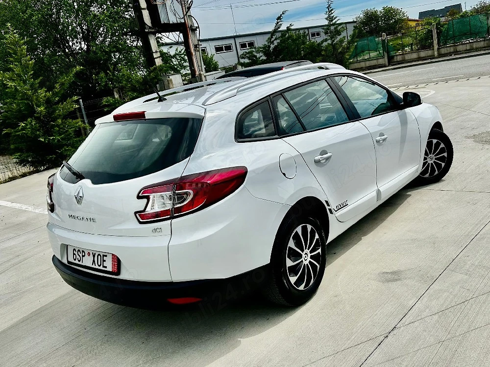 RENAULT Megane