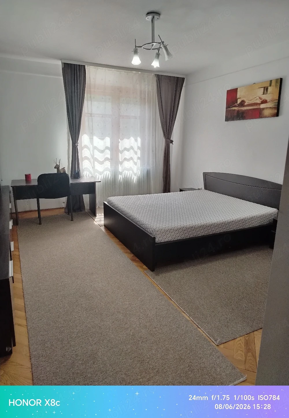 Apartament cu 6 cam de închiriat în vilă   Tătărași, zona Flora