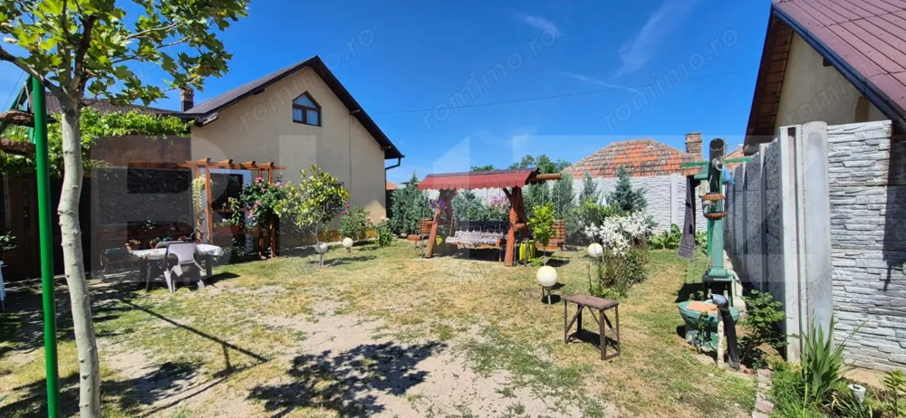 Casa primitoare pe parter, 456 mp teren, zona Facai