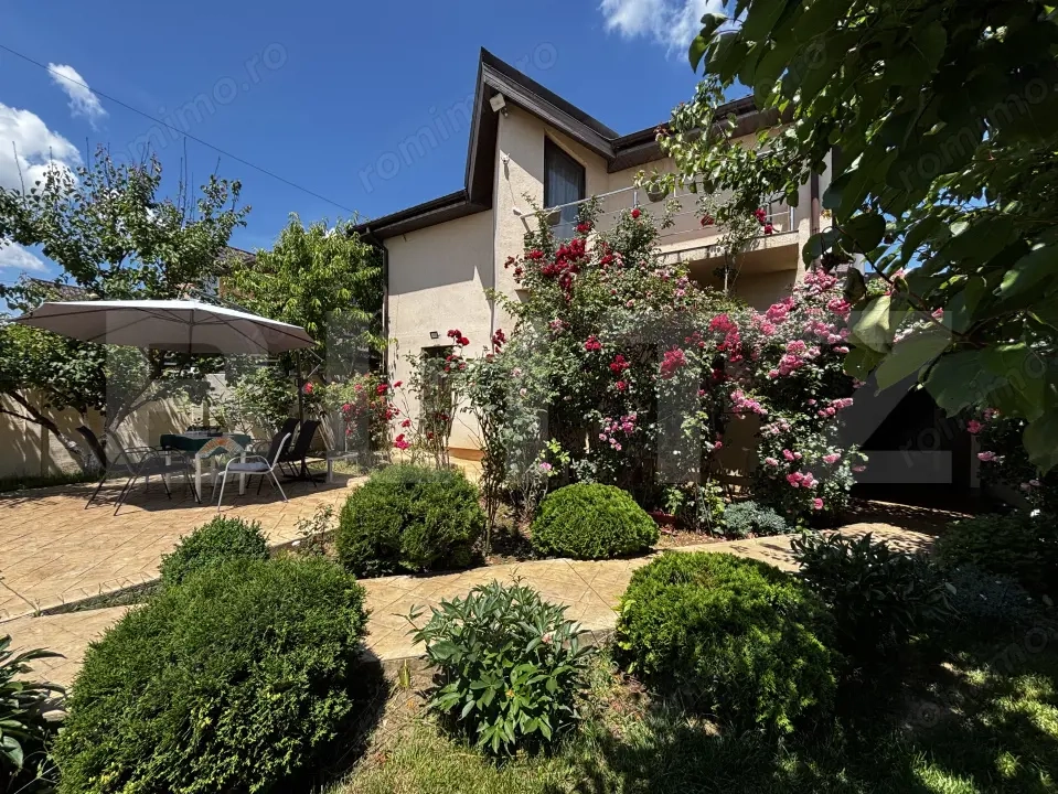 Casă modernă P+M, 336 mp totali, teren 336 mp, curte superbă, Albești