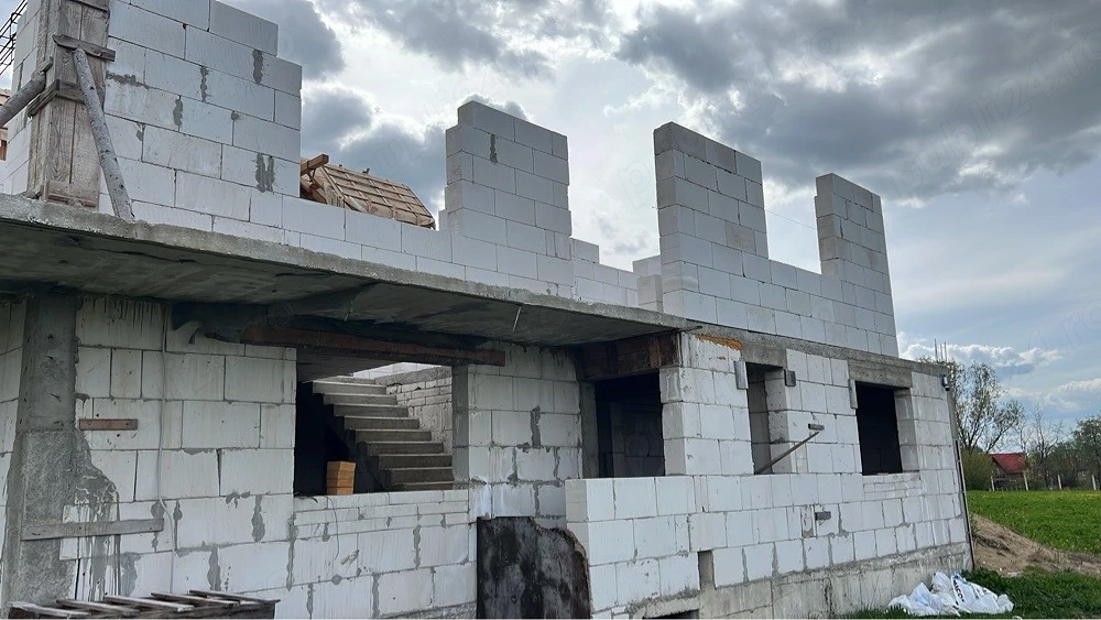 Proprietar vând jumatate de Duplex la 14 km de Brasov