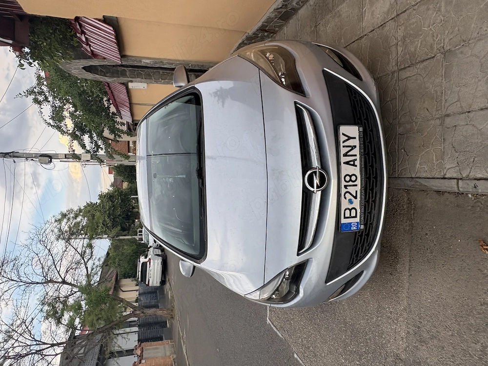 Opel Astra J Sedan 2016 cu GPL omologat