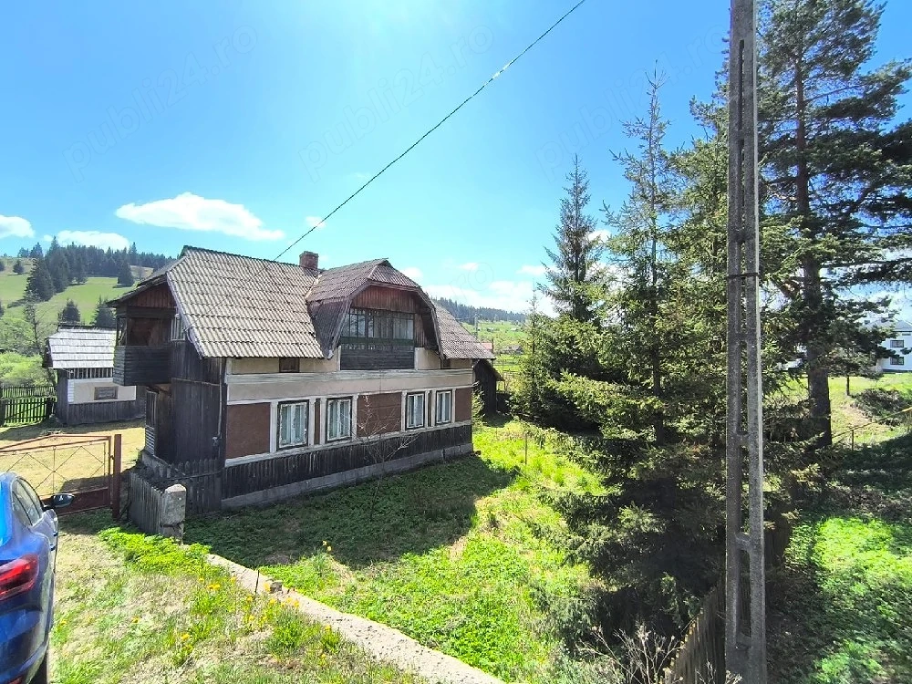 Casă și teren 12km Vatra Dornei