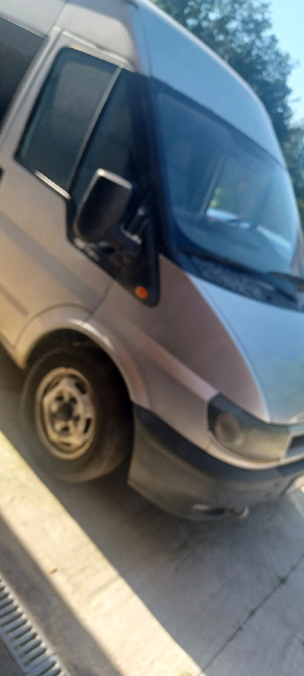 Vând Ford Transit 8+1