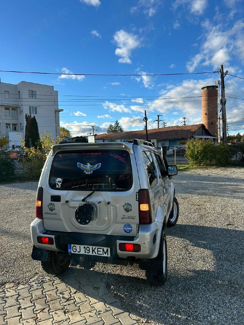 Vând Suzuki Jimny 