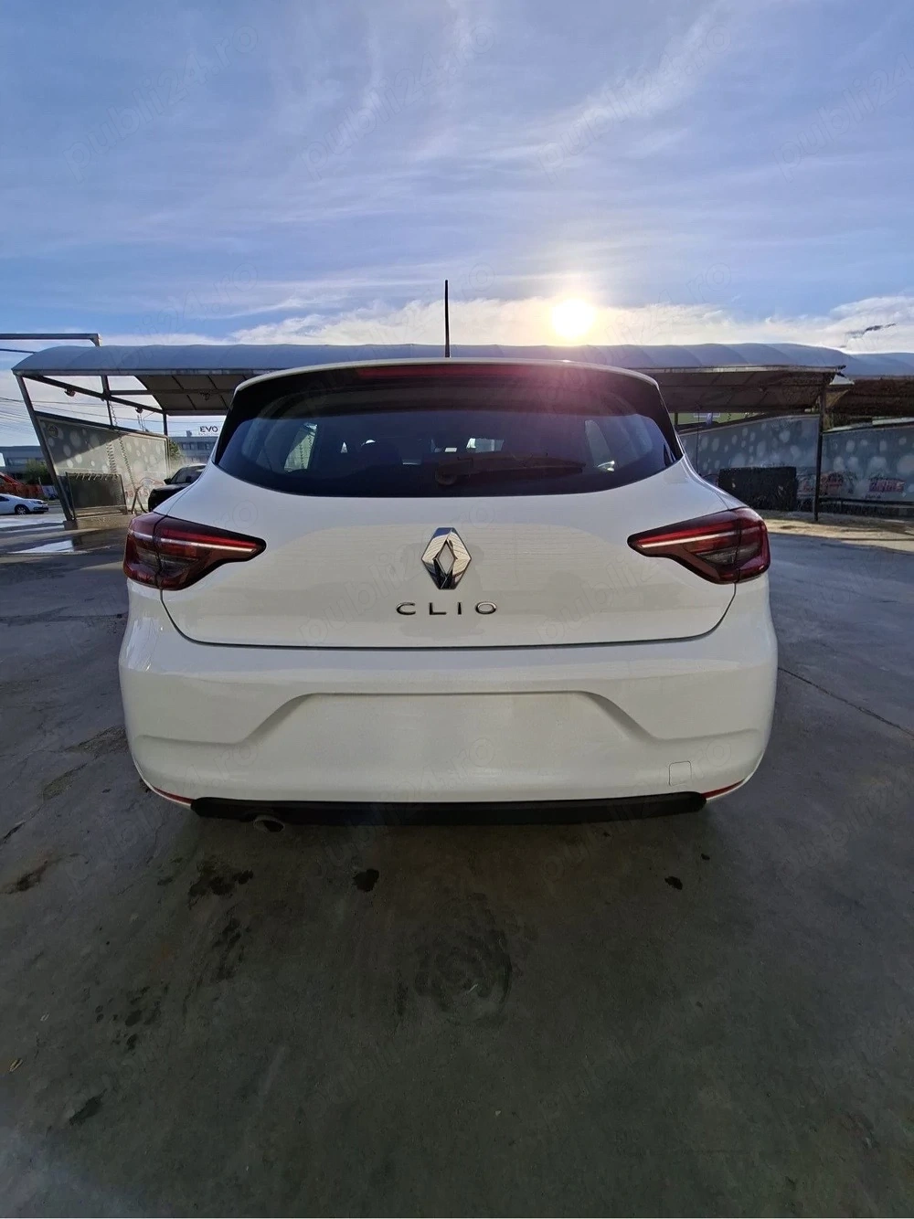 Vand Renault Clio , benzina