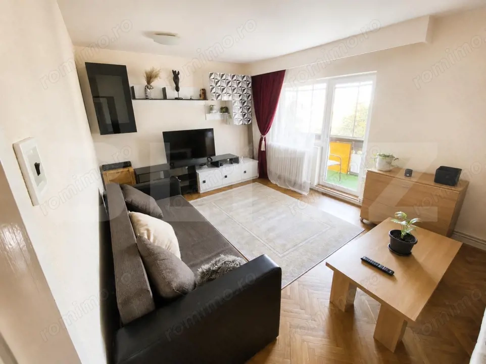 Apartament 4 camere, 77 mp, etaj intermediar, Titulescu-Cipariu