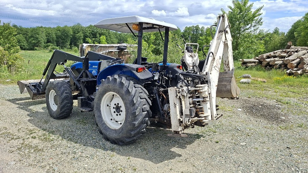 Retroexcavator pentru tractor