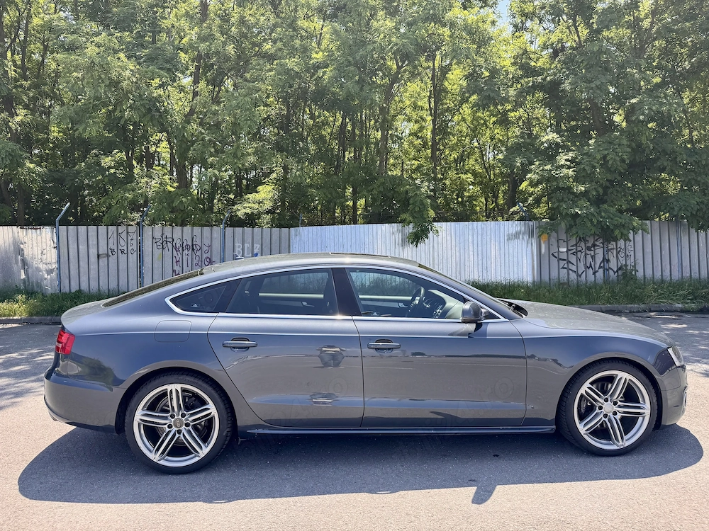 Audi A5 Sportback 3.0 TDI Quattro S-Tonic 240 CP