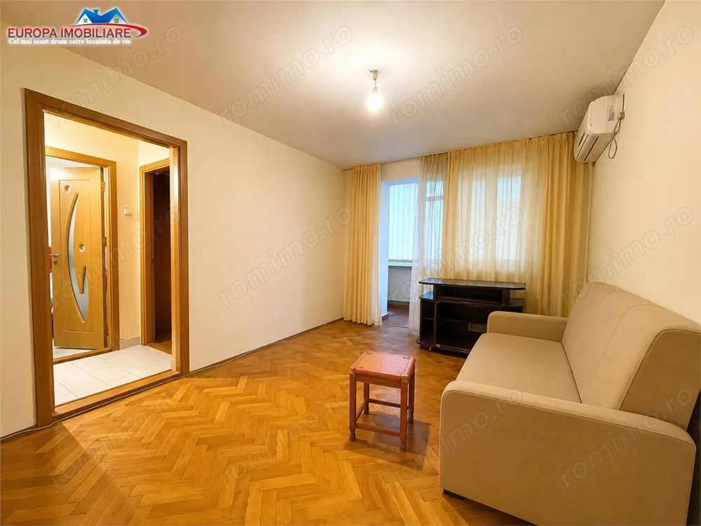 Apartament 4 camere de vanzare zona Alunisului -Tulcea