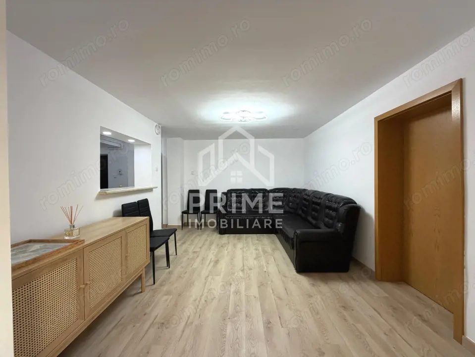Apartament cu 3 camere, etaj 1/4, decomandat - Cetate 