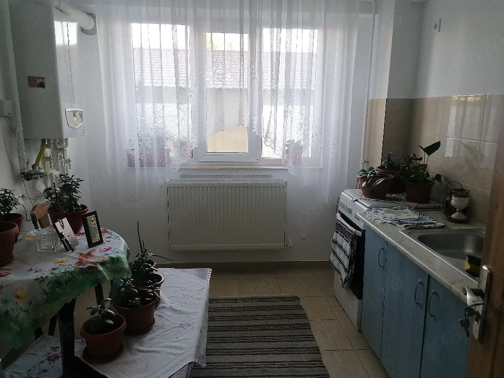 Vând garsoniera parter Burdujeni 