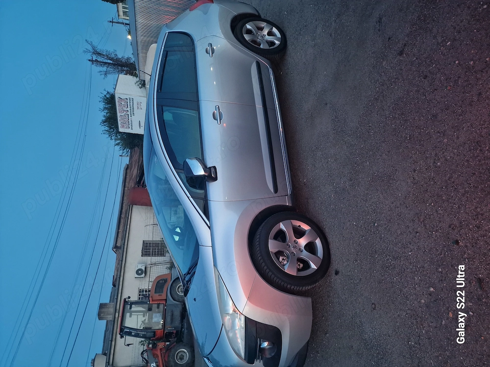 Vând Peugeot 3008 din 2010 1,6 benzina