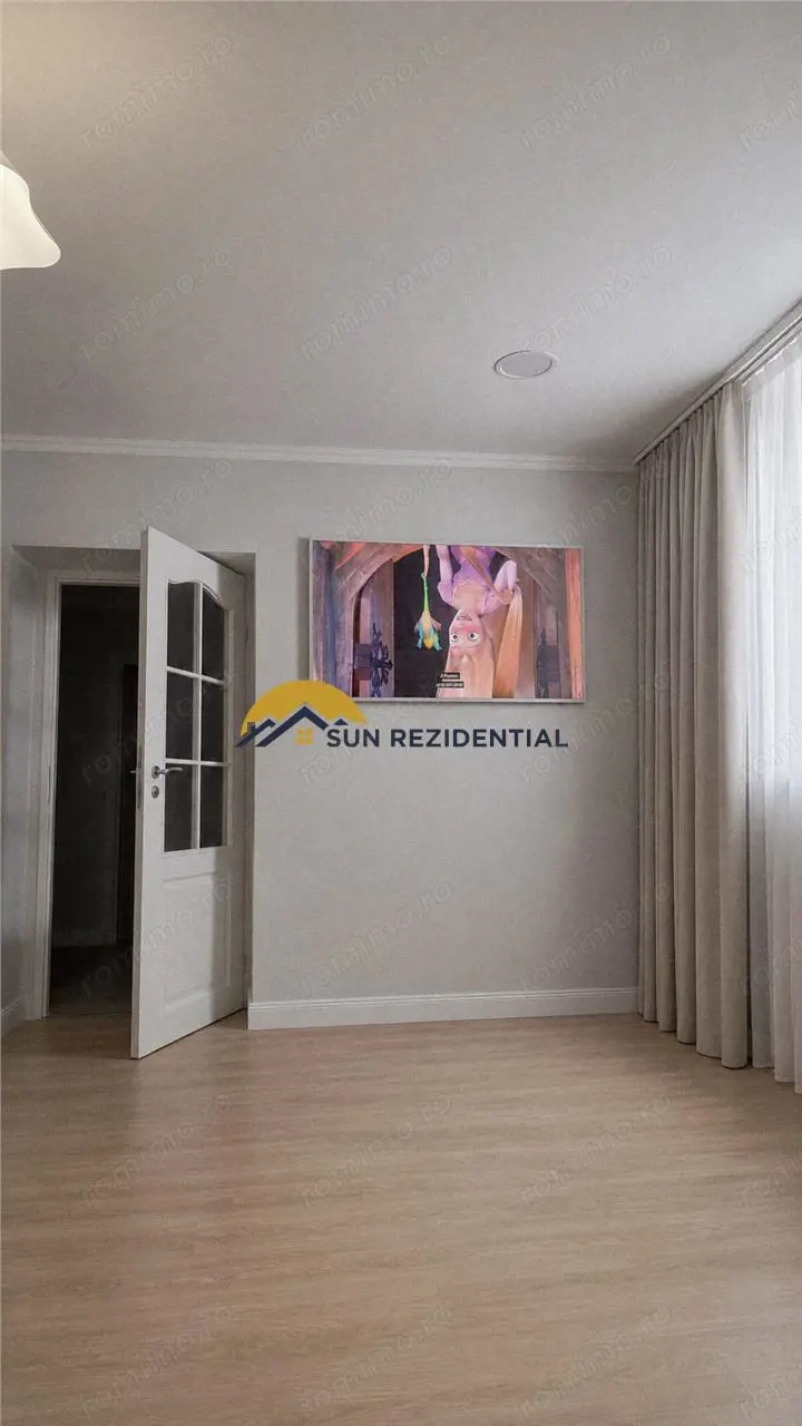 Victoriei-Popa Tatu, Apartament cochet, in vila, 6 camere, la cheie