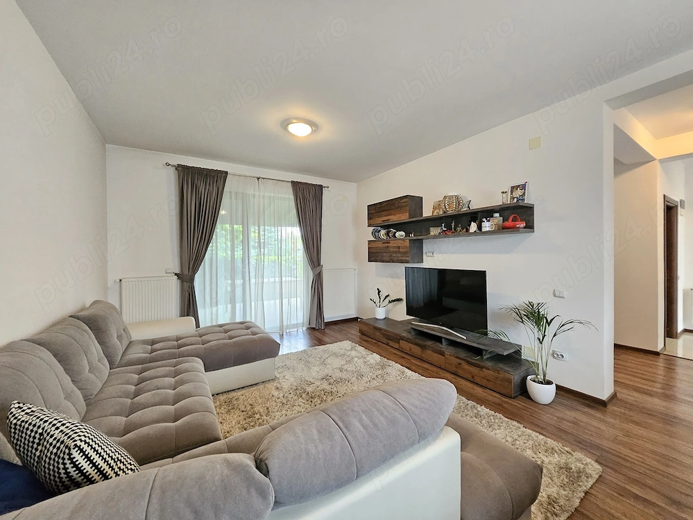 Oferta vanzare parte din triplex in Zavoi, Stefanesti, mobilata si utilata, 178000 EURO