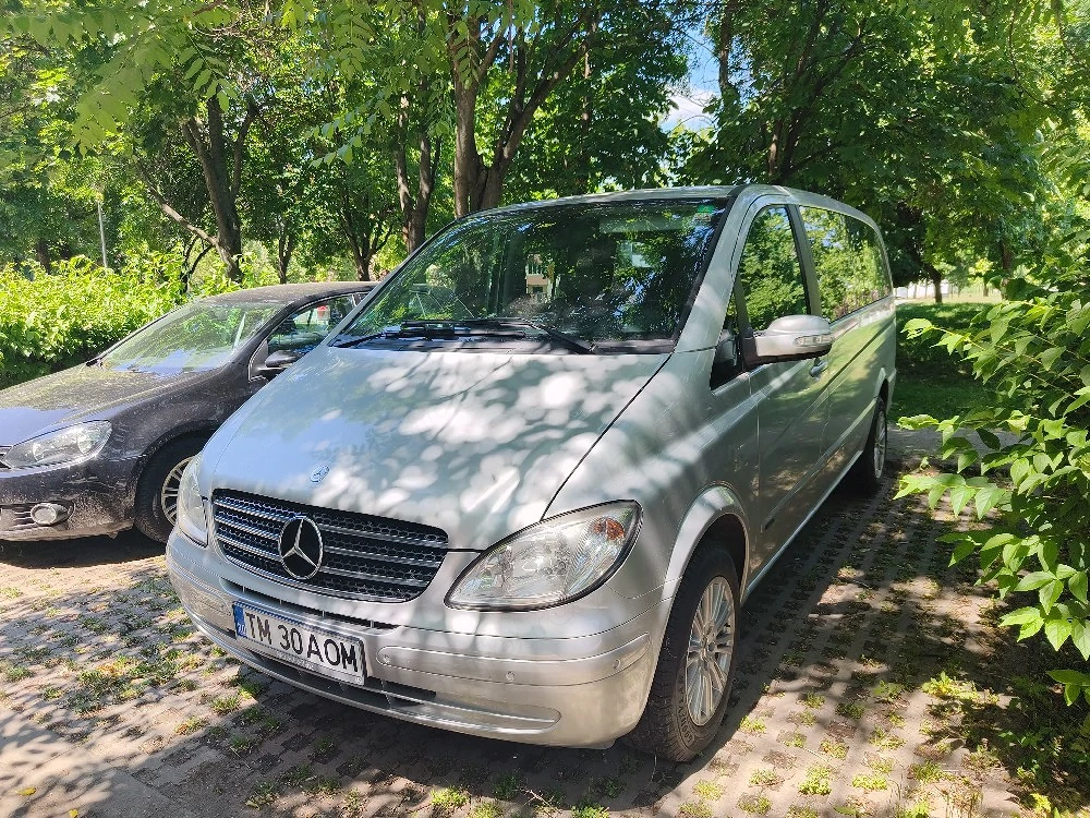 Vând Mercedes Viano 