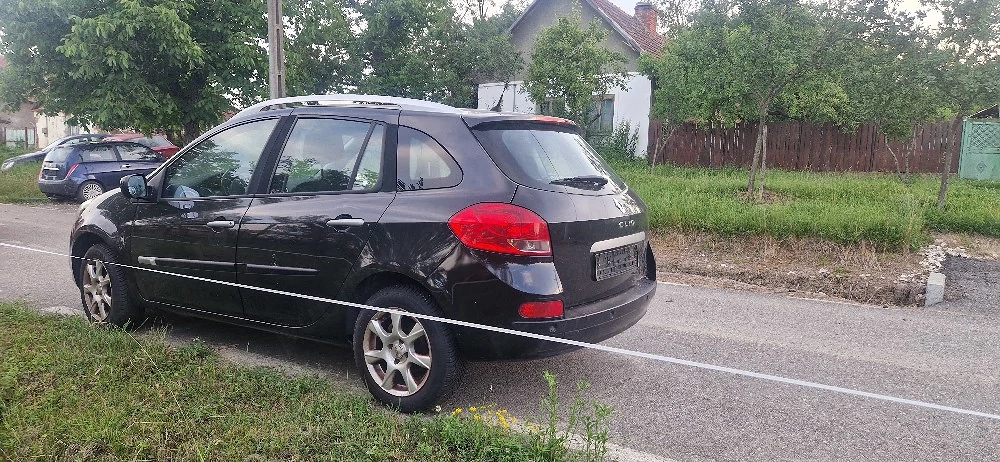 RENAULT Clio