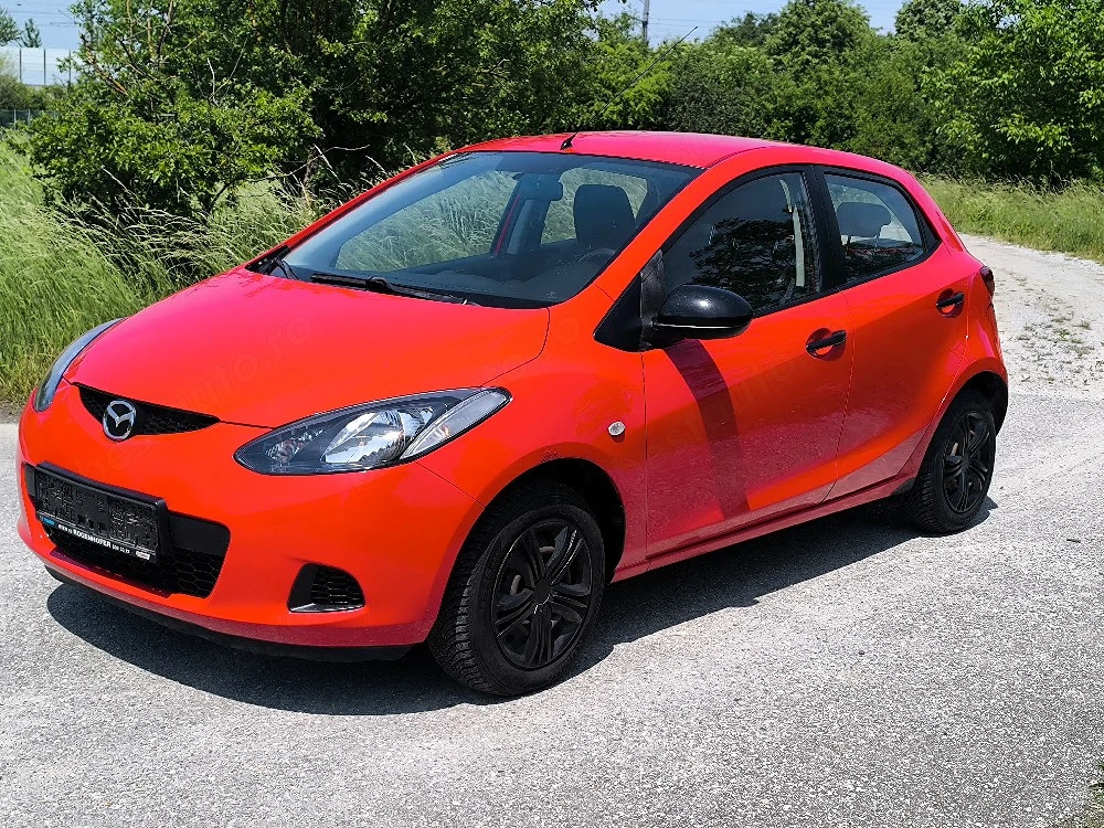 Mazda 2 1.3i CE