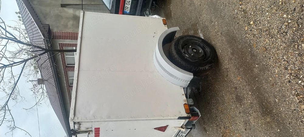 Vând Remorca Inchisă Furgon 750kg 5.500Lei