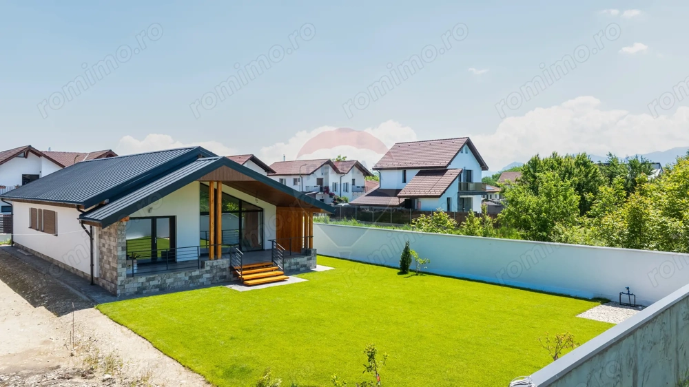 Comision 0 %! Casă cu 4 camere de vânzare în zona Stupini!