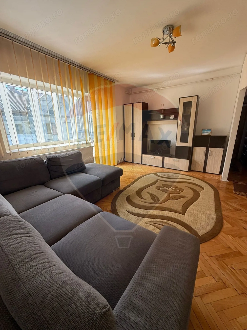 Apartament cu 2 camere de vânzare