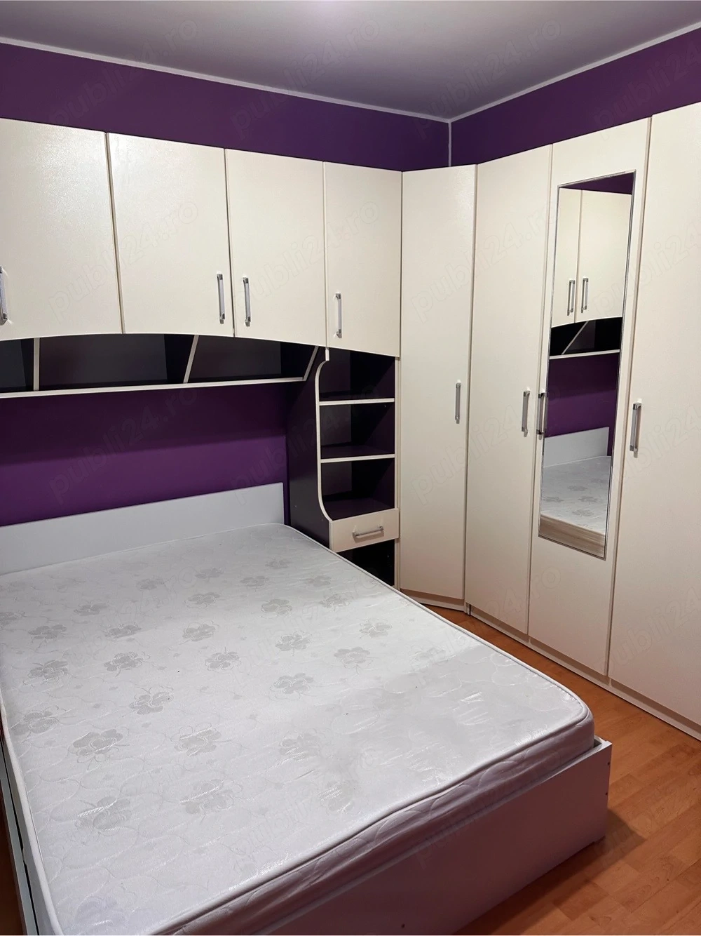 Proprietar , ofer spre inchiriere apartament cu doua camere in Roman 