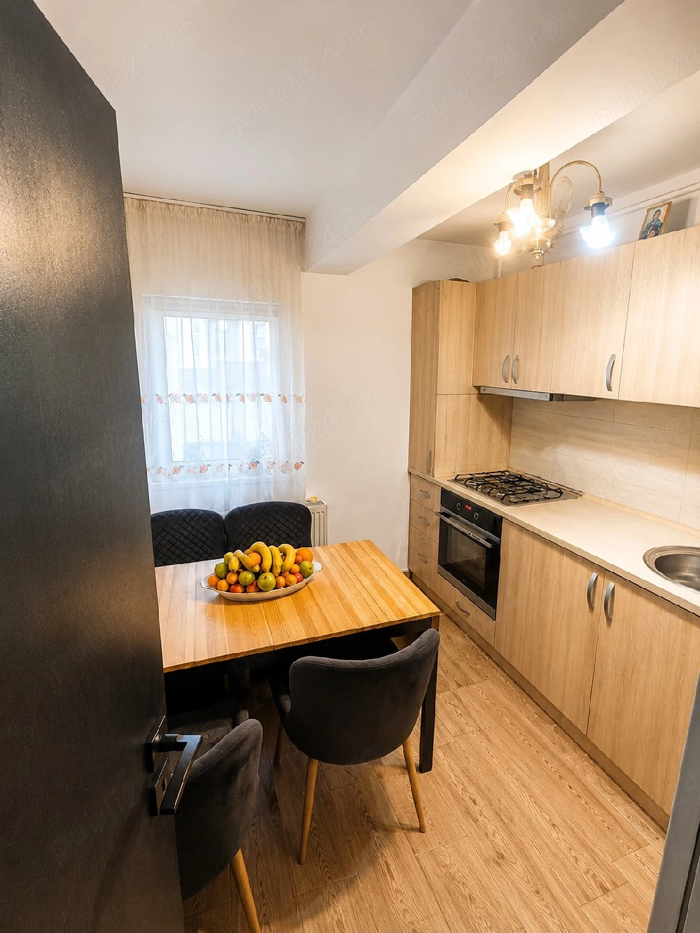 Apartament 2 camere în Cartierul Toamnei !