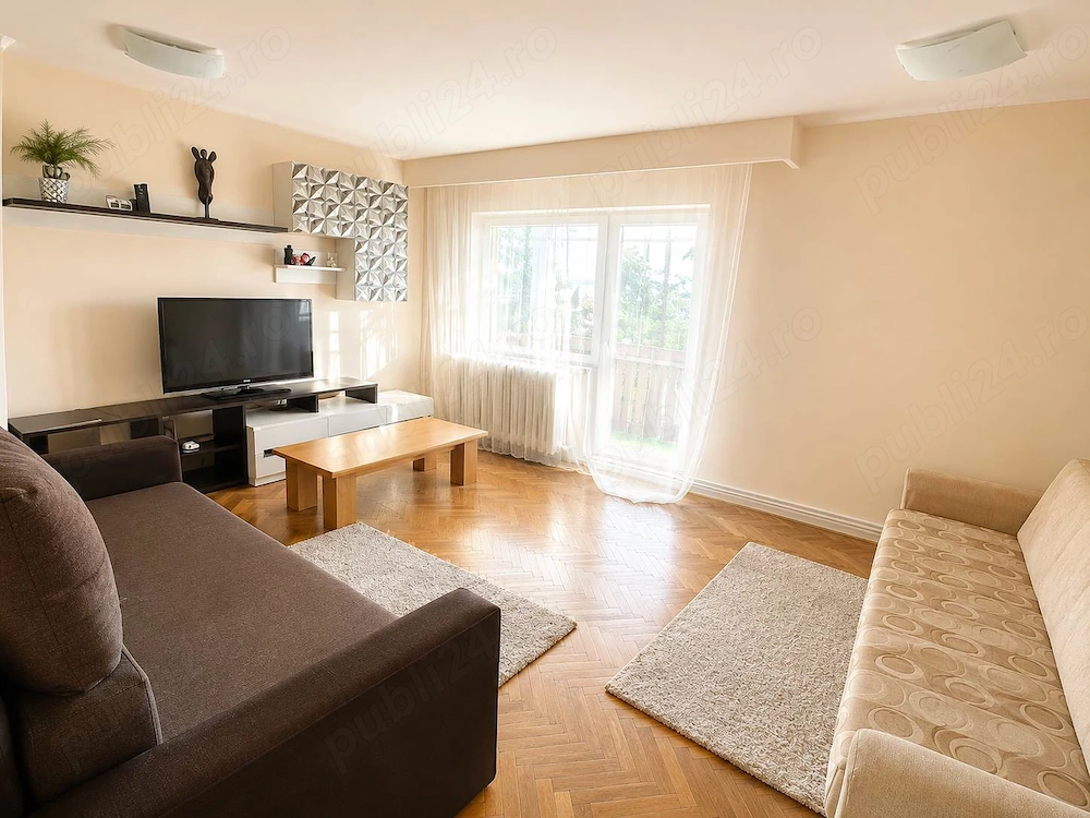Agenția Reform vă oferă spre vânzare un apartament cu 4 camere, decomandat 82 mp, situat la etajul 3