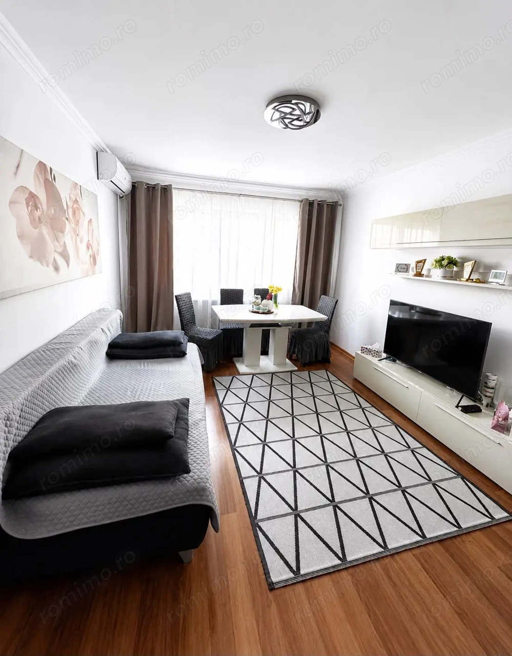 3 camere Cetatii Etaj 1 Complet Renovat