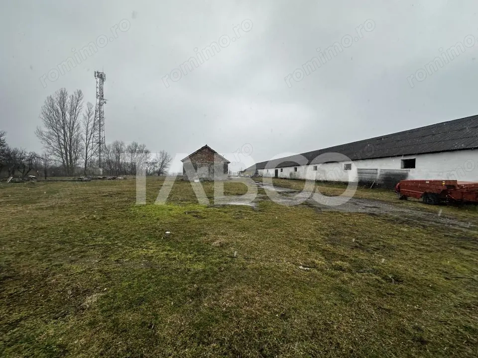 Teren de vanzare 8380 mp cu anexa de 1538 mp in Mohu Sibiu