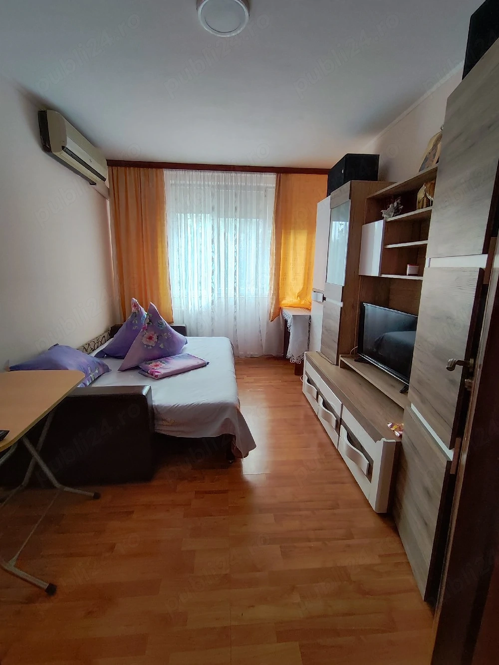     Apartament cu 2 camere de închiriat în Neptun     