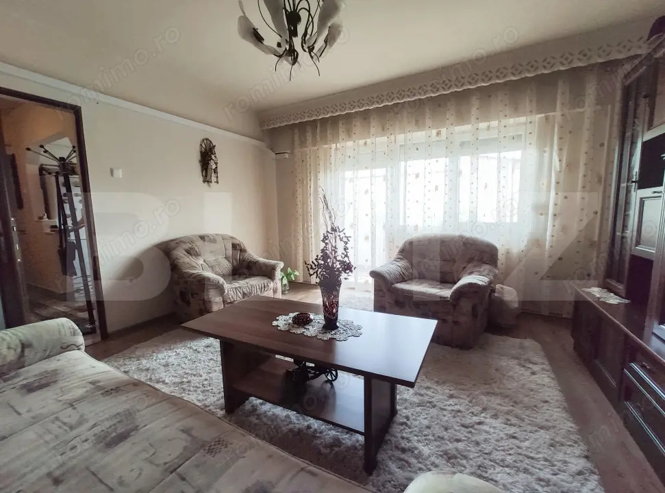 Apartament cu 2 camere decomandate, 52 mp, AC, boxa, renovat, zona Micro 16