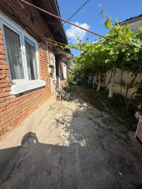 Casa de vanzare, toate utilitatile, 50 mp, 500 mp teren, Filiasi