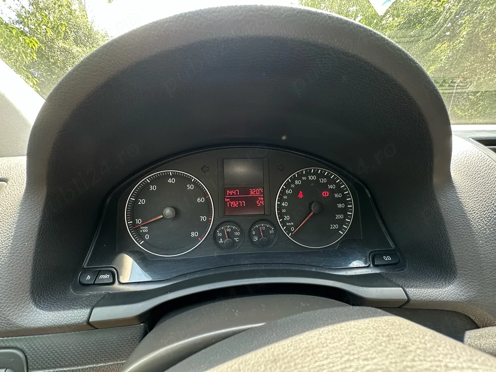 Volkswagen Golf V 