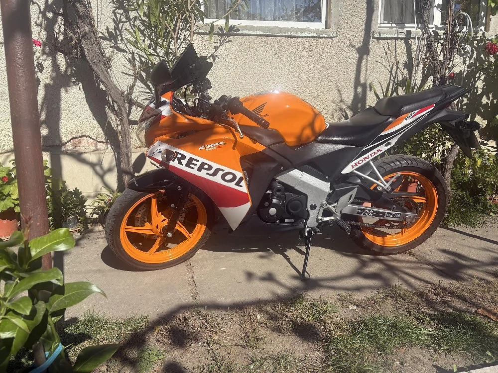 Honda CBR125