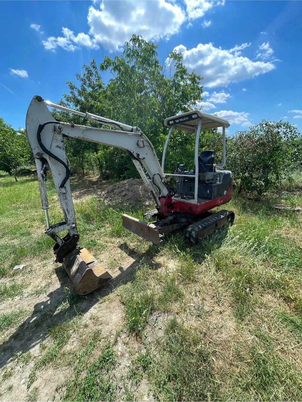 takeuchi bobcat cat hitachi jcb kubota mini excavator 