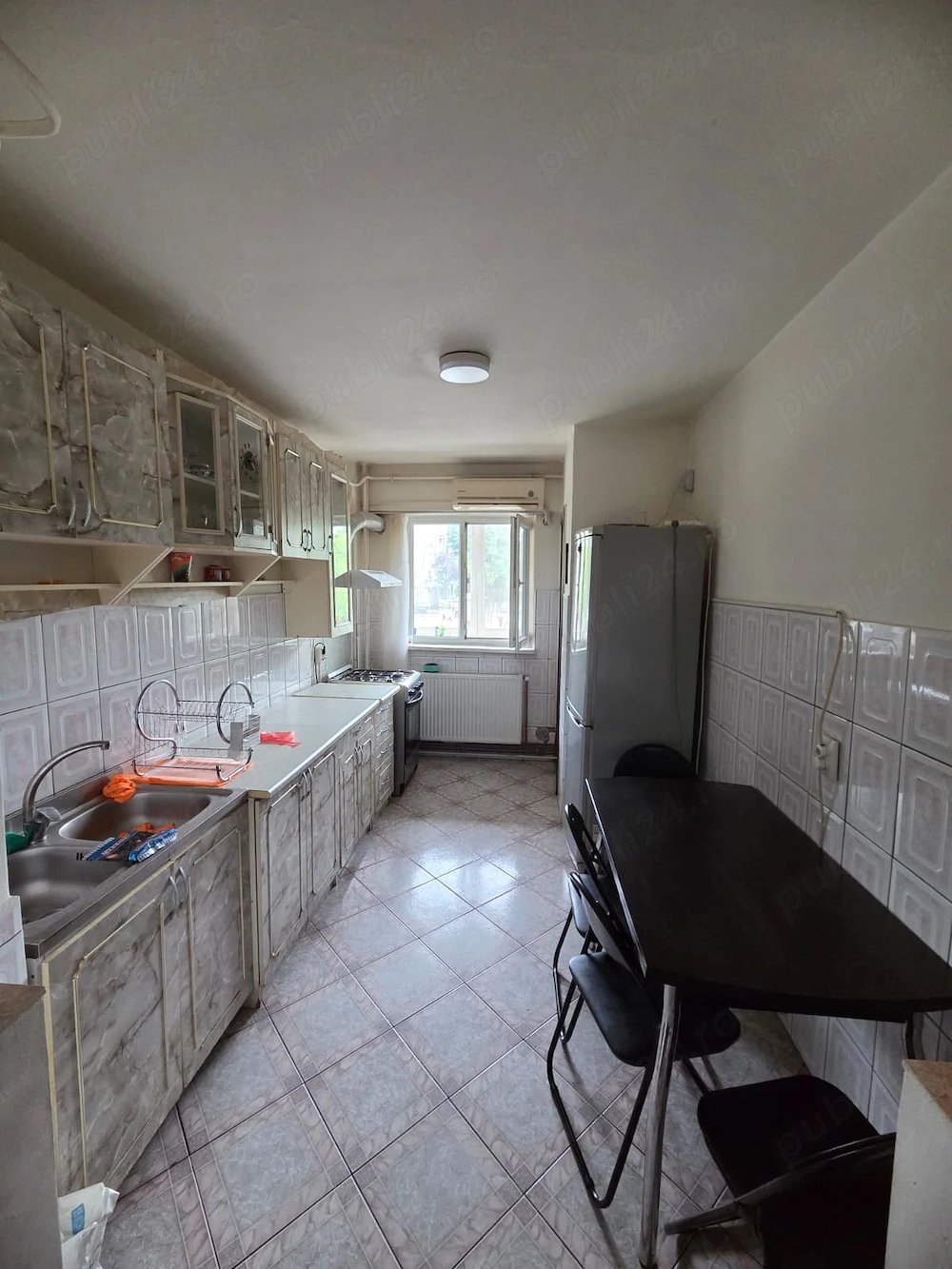 InchInchiriez apartament 2 camere in bloc reabilitat,la parter,zona Lapus  Hellins