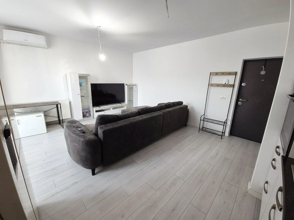 Apartament 3 camere Giroc. Lift. Loc de parcare