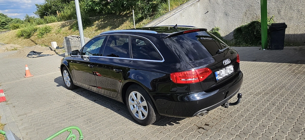 Vând Schimb Audi A4 2010