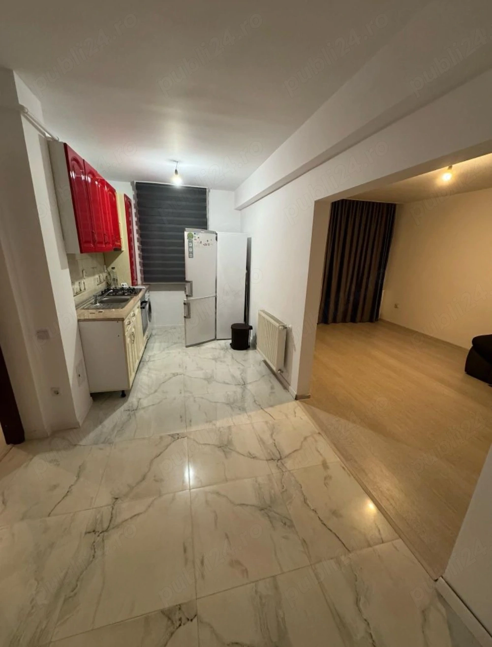 Inchiriez ap 2 camere, decomandat, zona Jysk (Florești) 