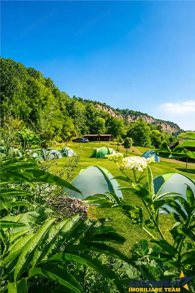 Transilvania Camping, domeniu de 14.400mp,Sanmarghita de Mures:2cladiri, apartamente,potential excep