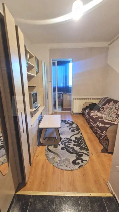 Garsoniera cu centrala proprie noua, balcon si baie in camera - Astra 