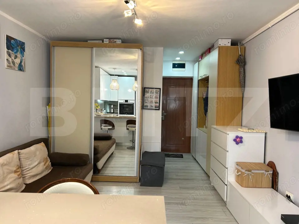 Garsonieră de vânzare, 30 mp, zona Reghin